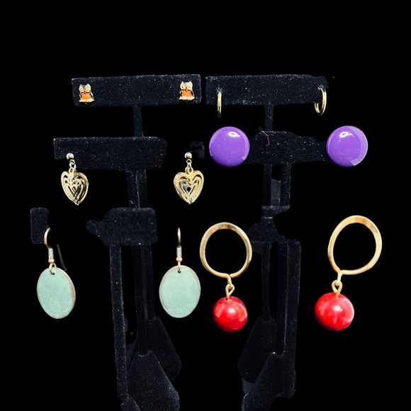 Lot of 6 Gold Tone Pierced Earrings (4838) - Picture 1 of 9